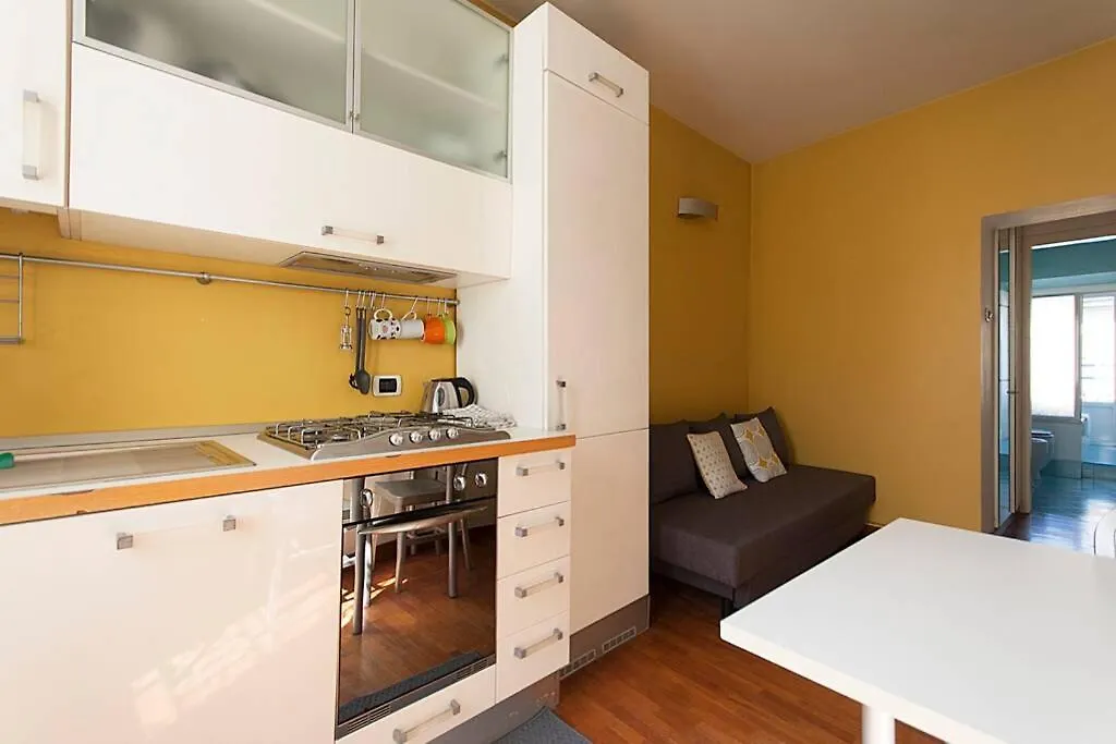 Youhosty - San Gottardo 13 Milan Apartment